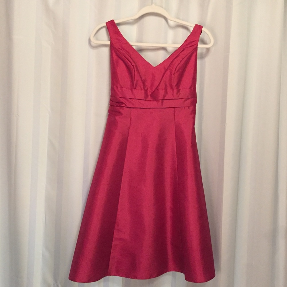 👗 Fuschia party / bridesmaid dress 👗